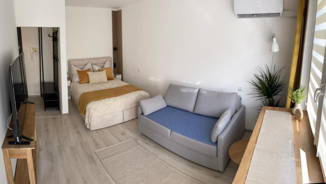 Studio 2 Apartment Elk Bagian luar foto